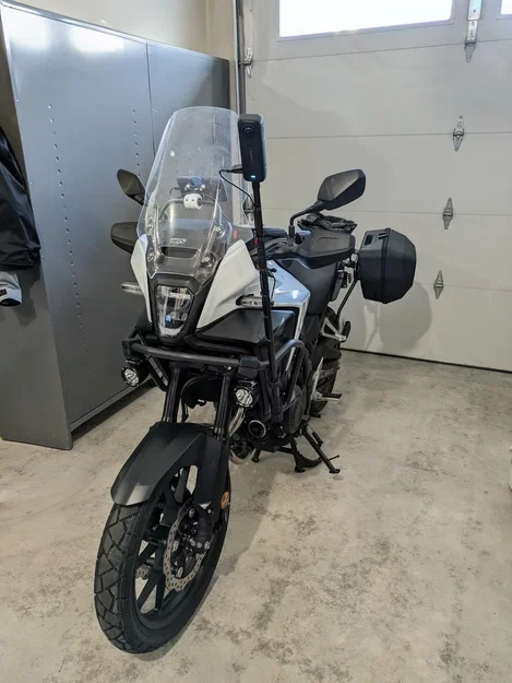 Ngàm gắn gậy Insta360 cho khung chống đổ Honda CB500X/NX500 - Image 1