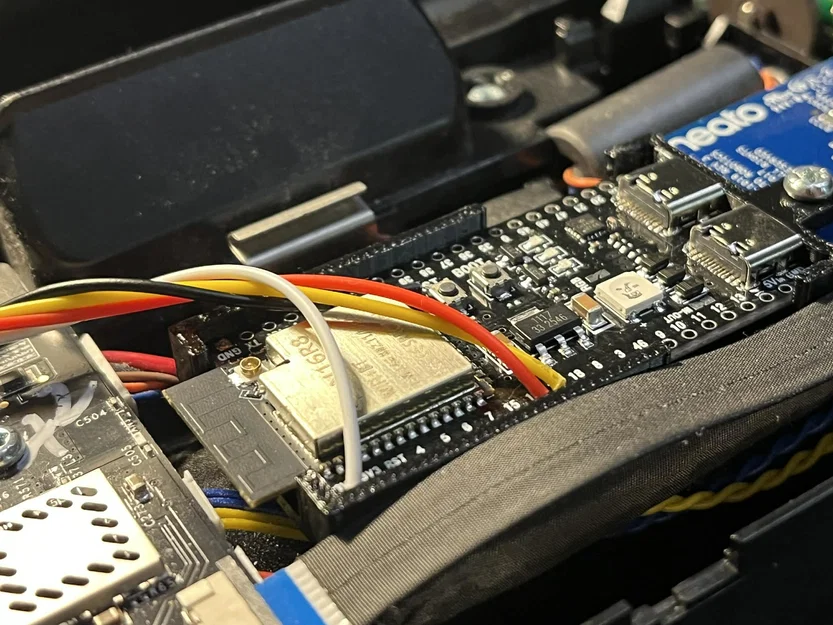 Giá đỡ lắp đặt ESP32 cho Neato D7 - Image 3