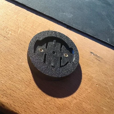 Ngàm gắn Wahoo có thêm lỗ cho heat insert