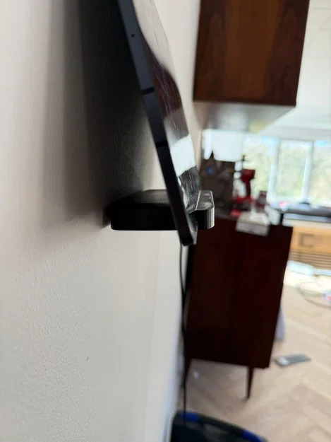 Giá treo máy tính bảng gắn tường cho smarthome tiện lợi - Image 2