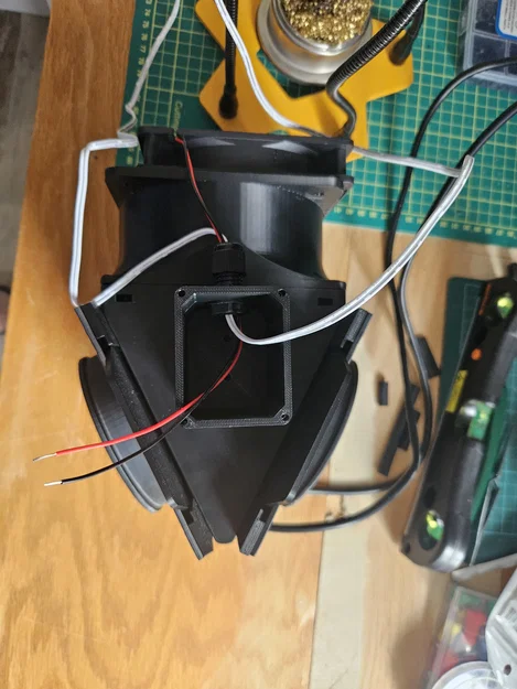 Module thông gió (Ventilation Module) gắn cửa sổ - Image 3