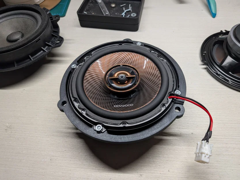 Đế chuyển đổi gắn loa 6.5 inch cho xe Kia Rio và Hyundai - Image 3