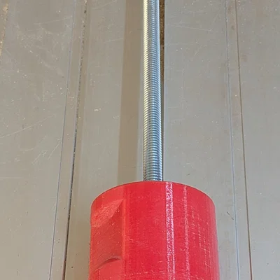 Dụng cụ hỗ trợ gá kẹp tiện gỗ cho cơ cấu Crush Grind