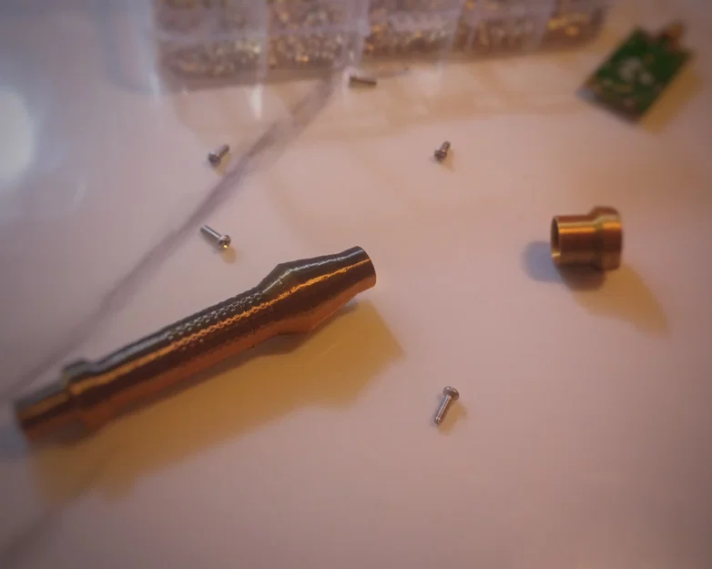 The Screw Assistant | Dụng cụ căn chỉnh ốc vít có nam châm - Image 2