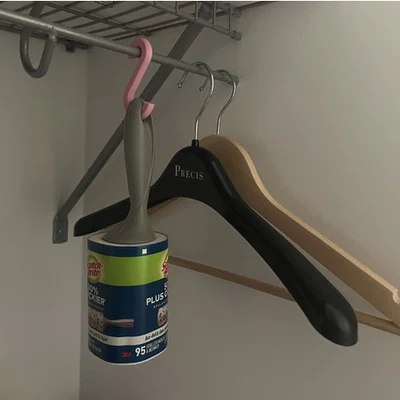 Móc treo cây lăn bụi (Lint Roller Hanger)