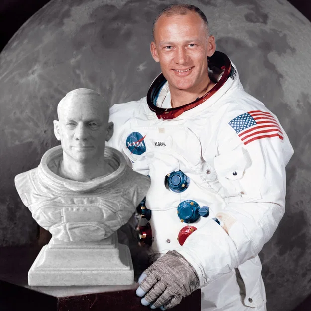 Tượng bán thân Buzz Aldrin Apollo 11: Mô hình 3D ấn tượng - Image 1