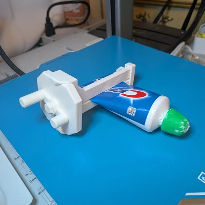 Dụng cụ ép kem đánh răng cơ cấu cycloidal in 3D tiện lợi