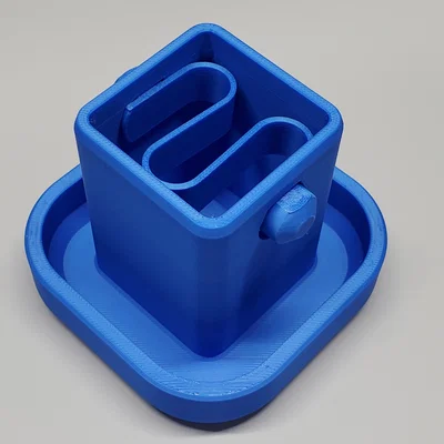 Nắp che đầu kéo (Hitch Cover) với cơ cấu chốt đàn hồi
