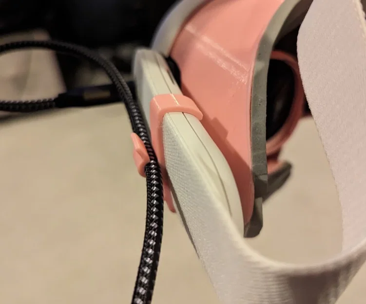 Kẹp giữ dây cáp cho Quest 3 - Image 1