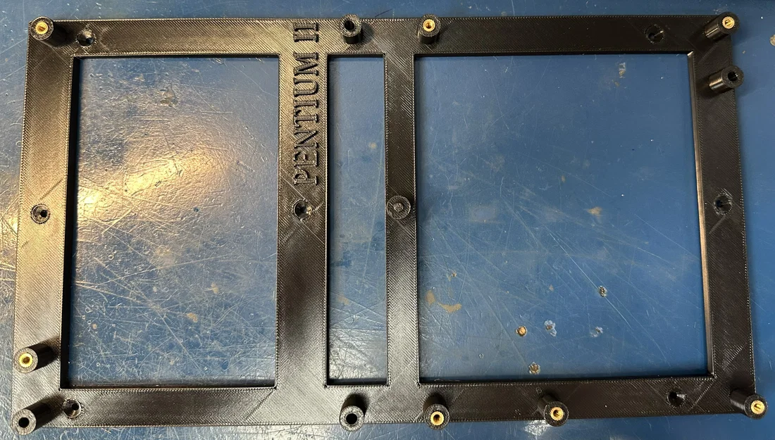 Khung gắn bo mạch chủ Pentium II - Image 1