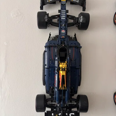 Giá Treo Tường Cho Lego Technic 42206 RedBull Racing RB20