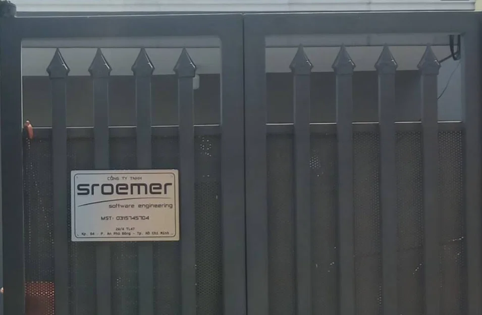 Adapter gắn bảng hiệu - Image 1