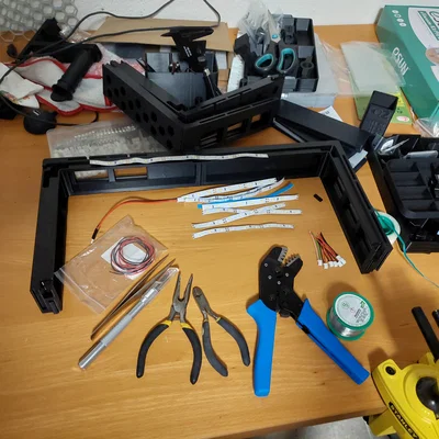 QIDI Q2 Riser - Tích hợp đèn LED và giá treo dụng cụ