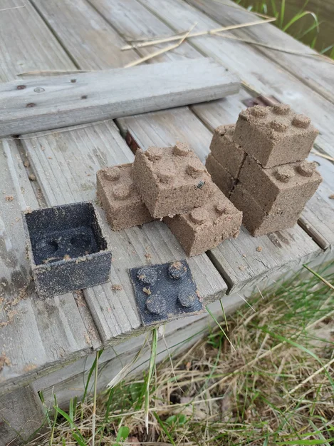 Khuôn Đúc Gạch Lego Từ Cát - Image 1