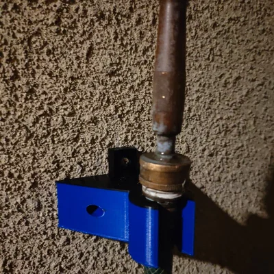 Giá treo ống nước sân vườn (Garden Hose Holder)
