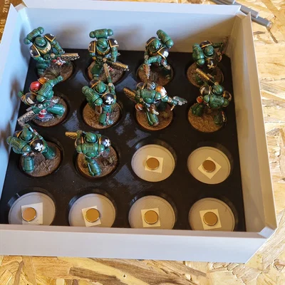 Hộp đựng mô hình Warhammer thiết kế tùy chỉnh - WIP