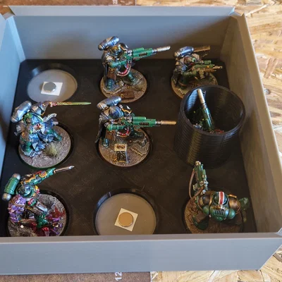 Hộp đựng mô hình Warhammer thiết kế tùy chỉnh - WIP