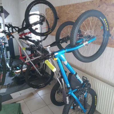 Kẹp treo xe đạp gắn tường tùy chỉnh