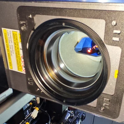 Raymoto R1 Pro 20W - Đế ngàm gắn laser