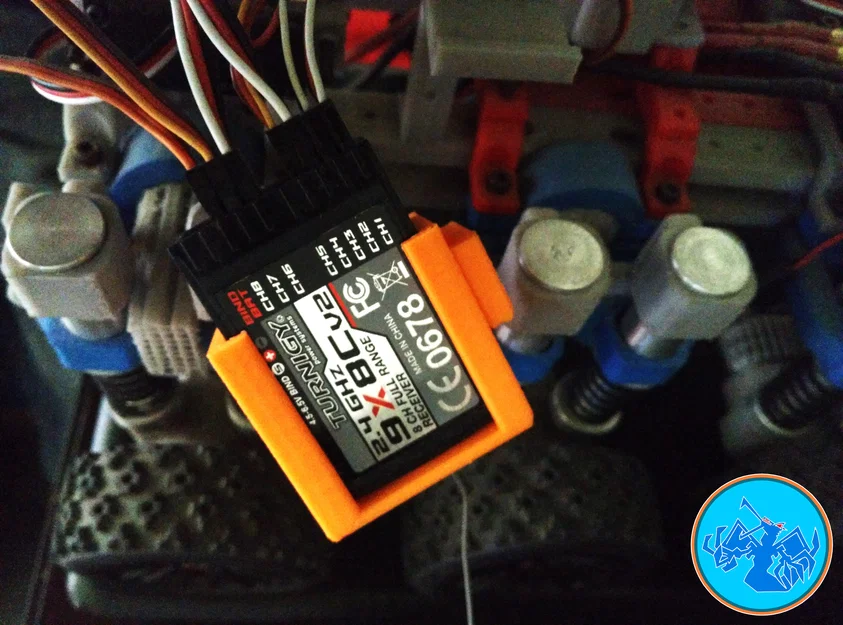 Giá đỡ bộ thu sóng Turnigy 9X - Image 1