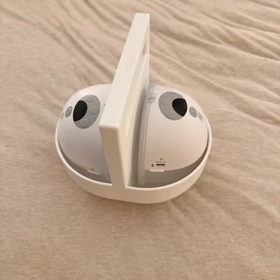 Giá đỡ máy hút sữa Momcozy M5