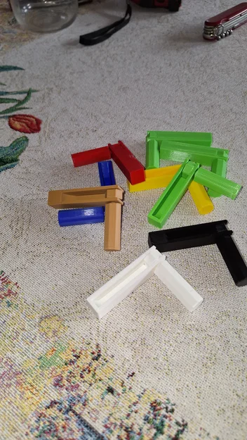 Mini Řehtačka (Đồ chơi Fidget Rattle) - Image 4