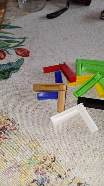 Mini Řehtačka (Đồ chơi Fidget Rattle) - Image 5