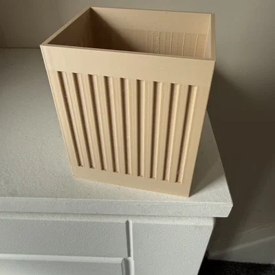 Hộp đựng đồ họa tiết kẻ sọc dọc in 3D hiện đại, tối giản