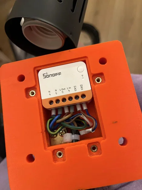 Đế gắn tường cho đèn IKEA TERTIAL - Image 3