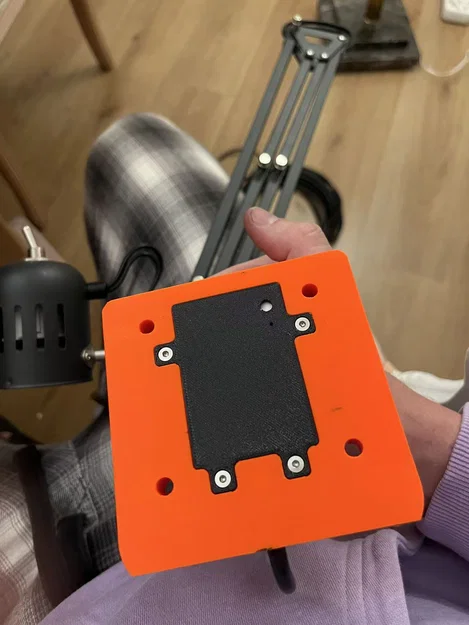 Đế gắn tường cho đèn IKEA TERTIAL - Image 7