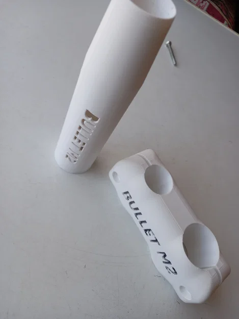 Bộ giá đỡ và vỏ bảo vệ chuyên dụng cho Ubiquiti Bullet M2 - Image 1