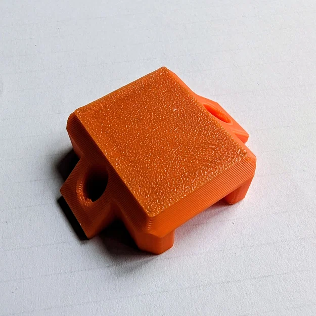 Giá đỡ cáp mở rộng USB (USB Extension Cable Holder) tiện lợi - Image 1