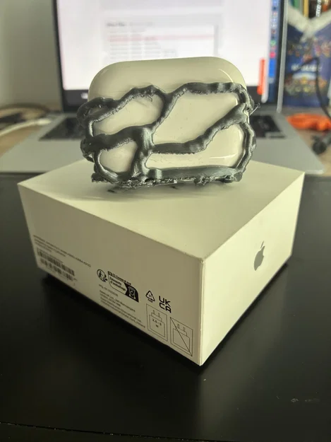 Ốp lưng AirPods Pro 3 độc đáo - Thiết kế phong cách điêu khắc nghệ thuật - Image 2