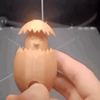 Mô hình quả trứng nở ra gà con cử động được (Articulated Egg with a Chick)