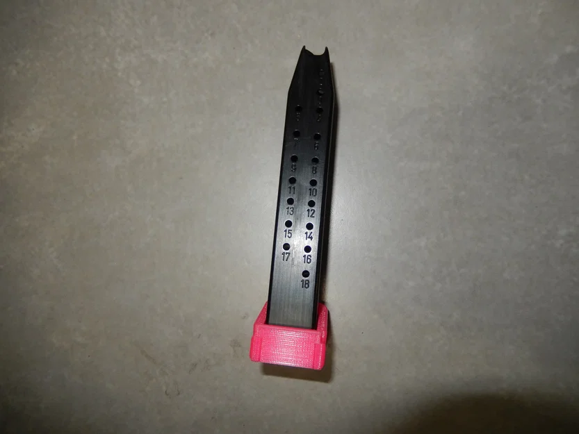 Đế mở rộng băng đạn +2 cho Taurus PT92 / Beretta 92 - Image 3