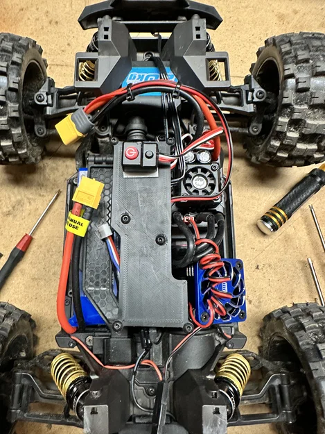 Hộp đựng linh kiện điện tử và đế gắn ESC cho Traxxas Mini MaXX - Image 2