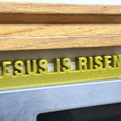 Mô hình trang trí bàn làm việc chữ Jesus Is Risen in 3D