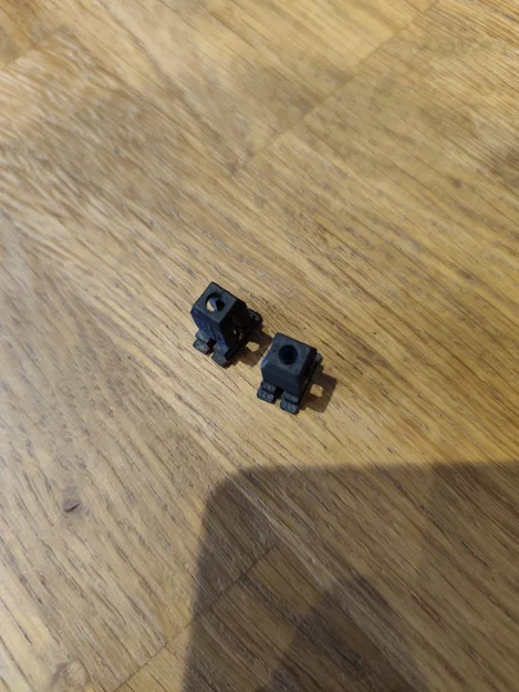 Kẹp nhựa lưới tản nhiệt Audi 80 B3 (OEM 893853663A) - File 3D in tại nhà - Image 4