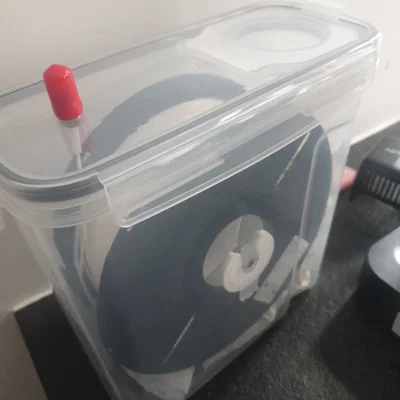 Giá đỡ cuộn nhựa cho Dry Box - nhỏ gọn, chính xác