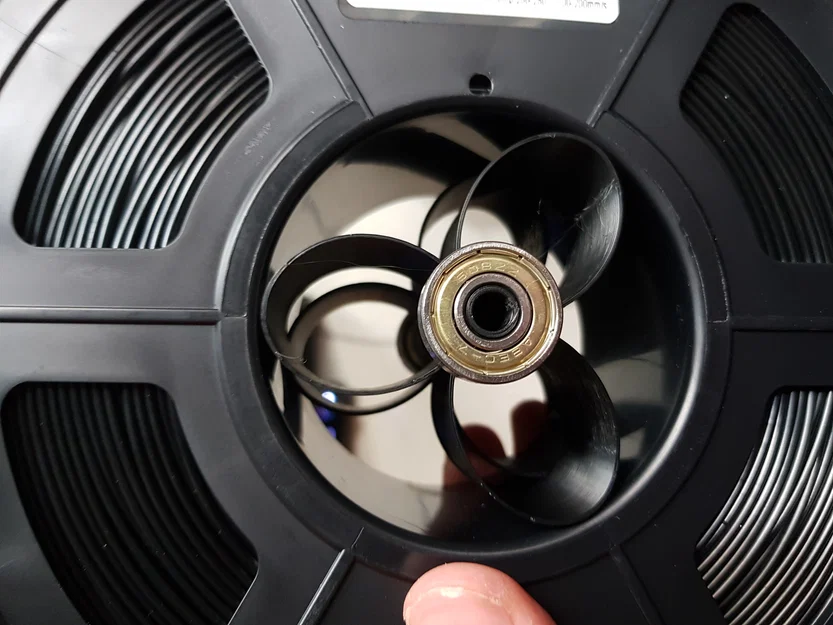 Giá đỡ cuộn nhựa cho Dry Box - Thiết kế linh hoạt, tối ưu không gian - Image 1