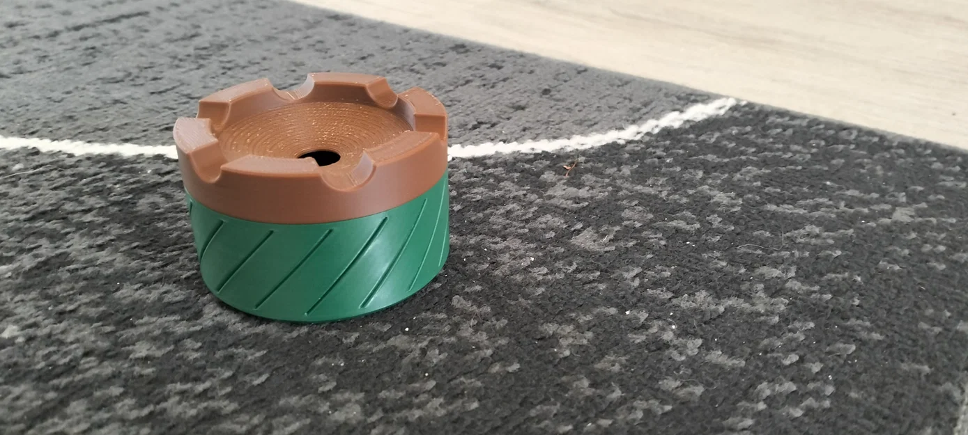 Gạt tàn thuốc lá cầm tay với cơ chế khóa xoay thông minh - Image 3