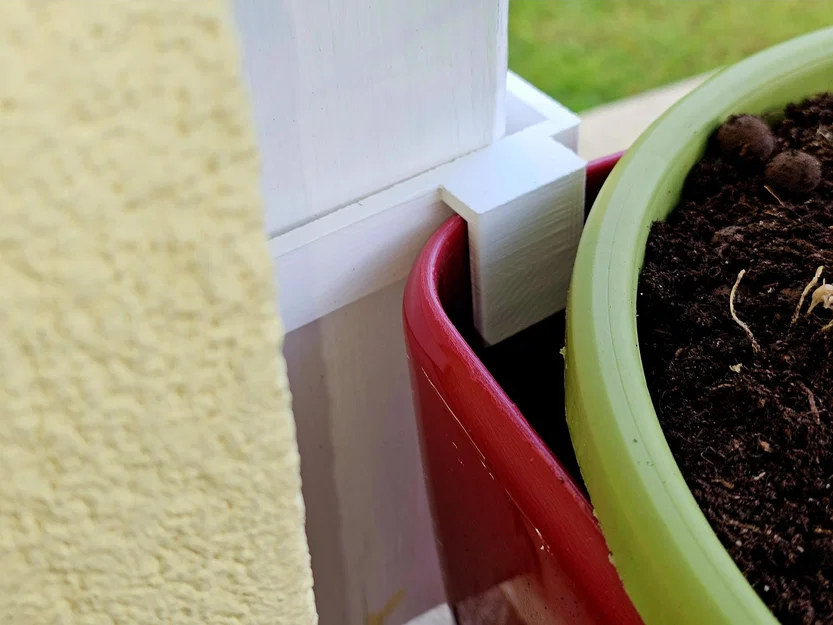 Kẹp cố định chậu cây (Flower pot anchor) - Image 1