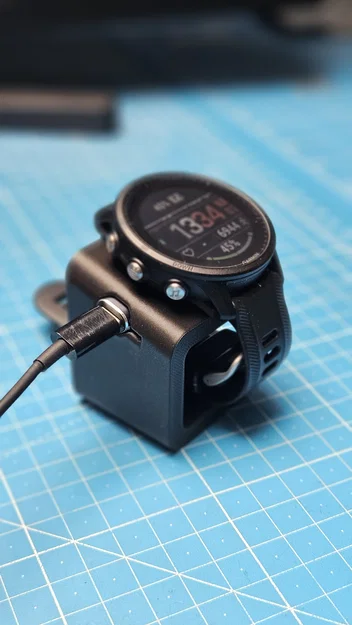 Đế sạc Garmin Forerunner 955 - Image 10