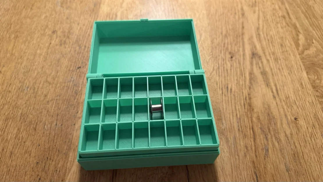 Hộp đựng suốt chỉ máy may 3D tiện lợi và ngăn nắp - Image 3