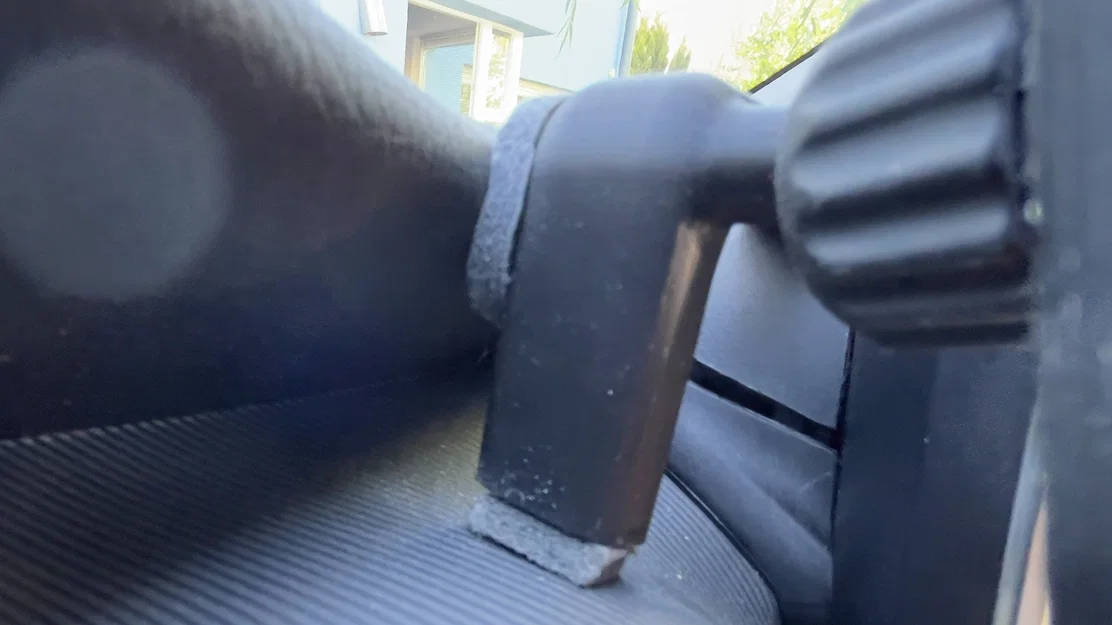 Tay gắn điện thoại 3D cho Mercedes V-Class (đầu bi 17mm) - Image 4