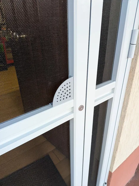 Tay nắm cửa lưới chống muỗi siêu mỏng (Thiết kế Radial) - Image 1