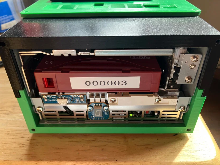 Vỏ bọc (Enclosure) cho ổ băng từ IBM LTO FH (FC) - Image 3