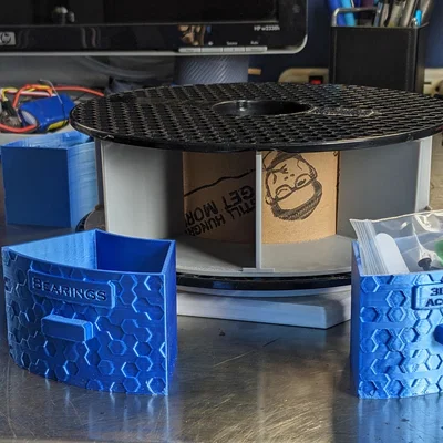 Tháp Lưu Trữ Cuộn In 3D Xoay Thông Minh