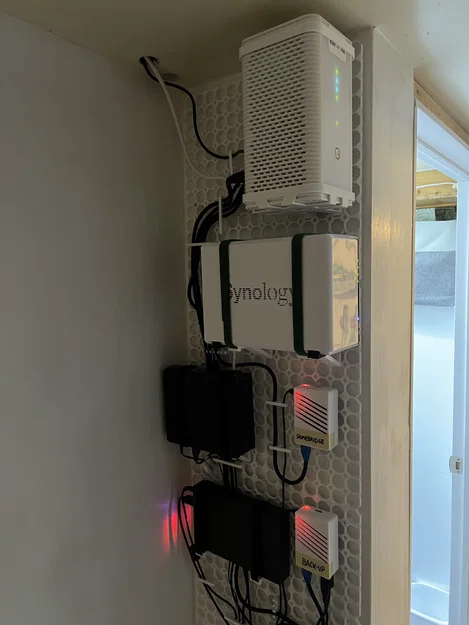 Trụ Gắn Multiboard và Các Phụ Kiện Đi Kèm - Image 1