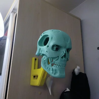 Giá treo mũ bảo hiểm hình Terminator độc đáo cho fan in 3D